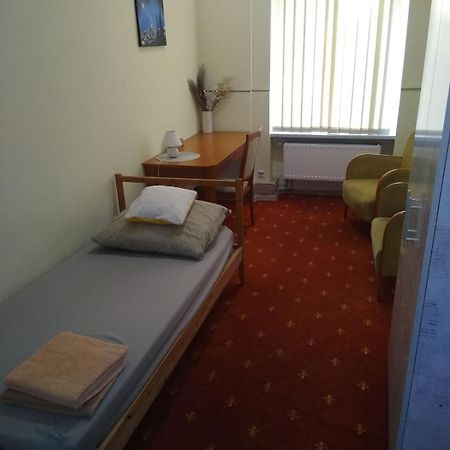 Hostel Kwadrans Gliwice Exterior photo