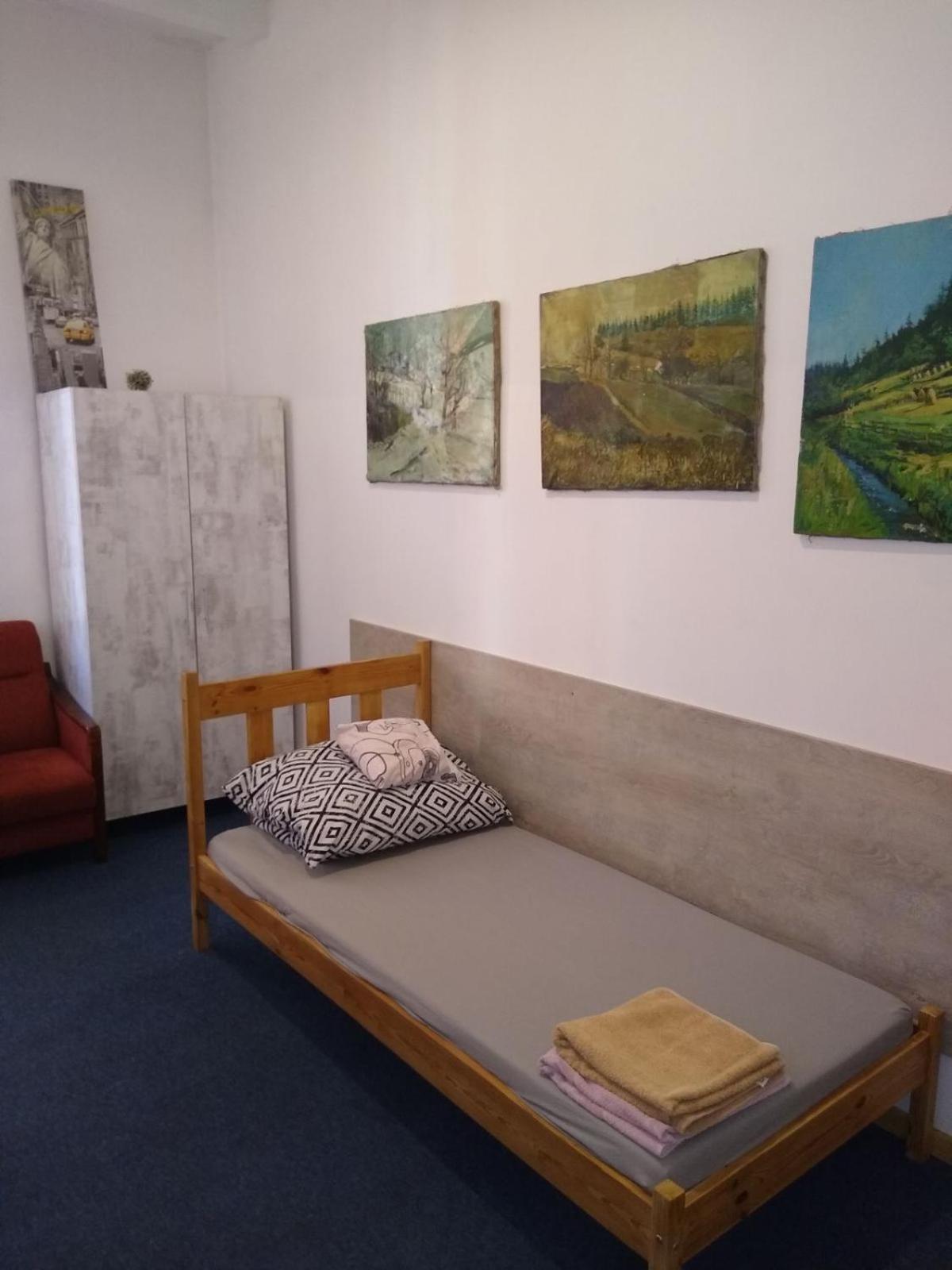 Hostel Kwadrans Gliwice Exterior photo